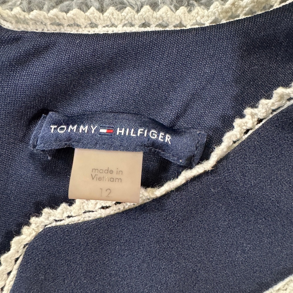 Tommy Hilfiger Sleeveless Sheath Dress 12 Navy Blue Crochet Trim Notched V-Neck - Picture 3 of 7